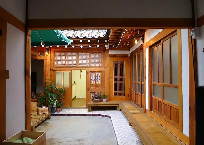 Jongno *
